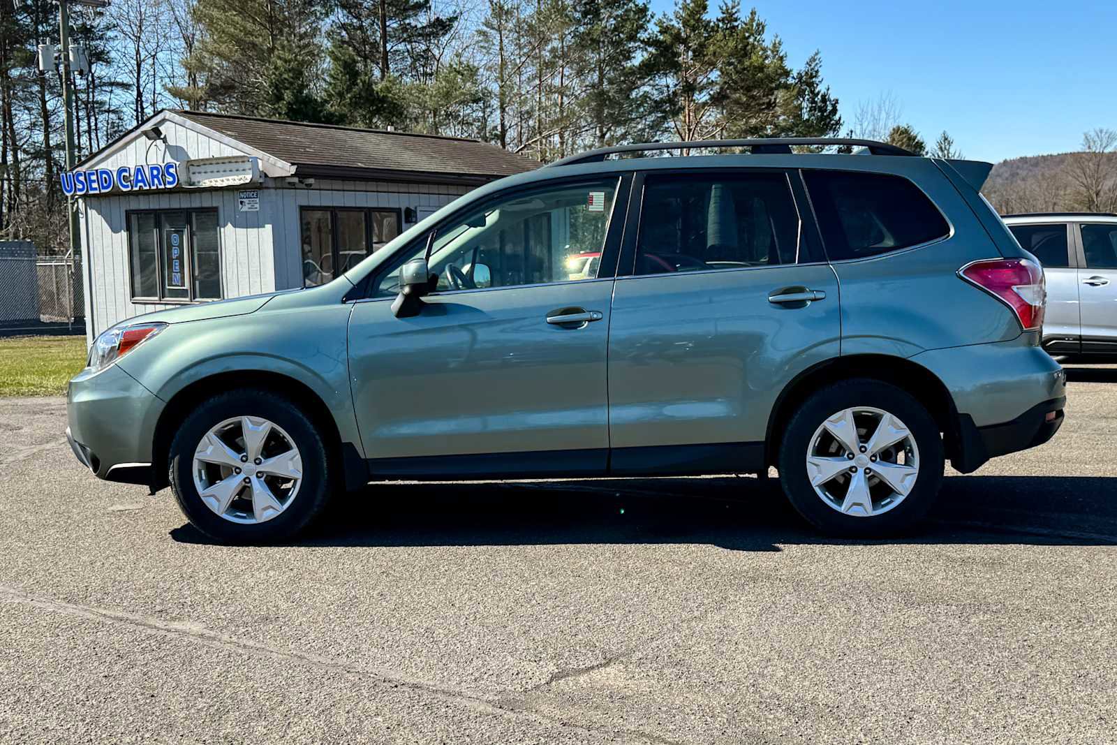 Used 2016 Subaru Forester 2.5i Limited image 6