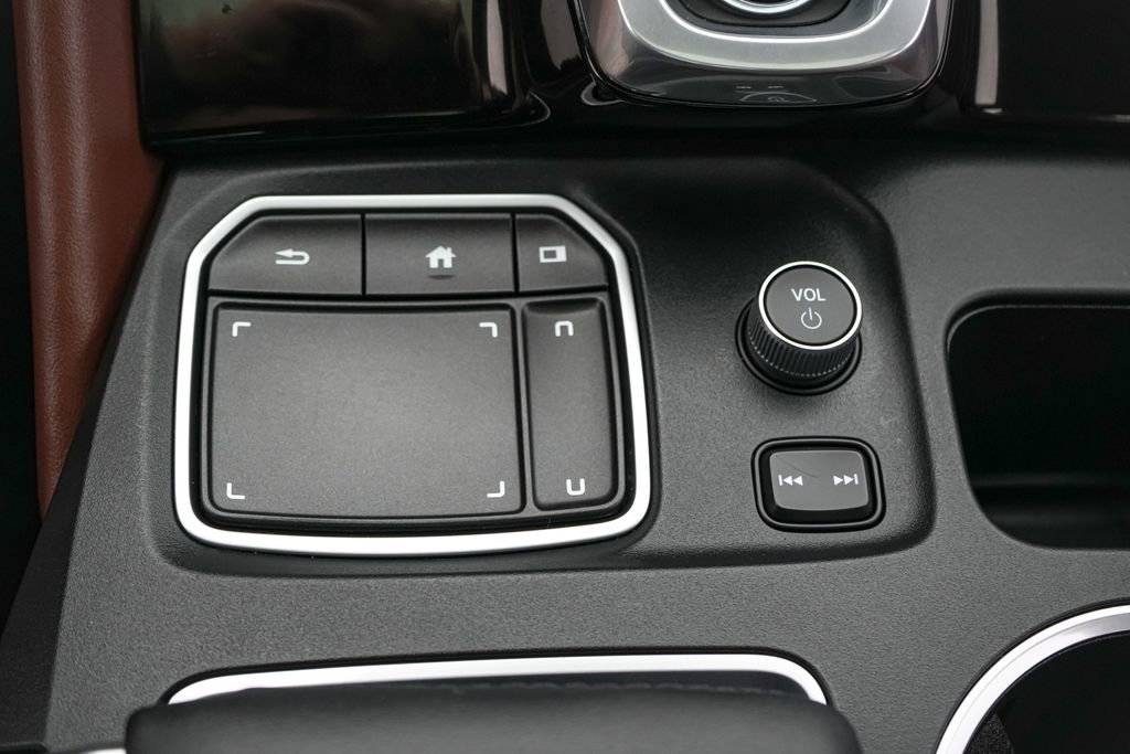Used 2023 Acura MDX SH-AWD w/ Technology Package image 17