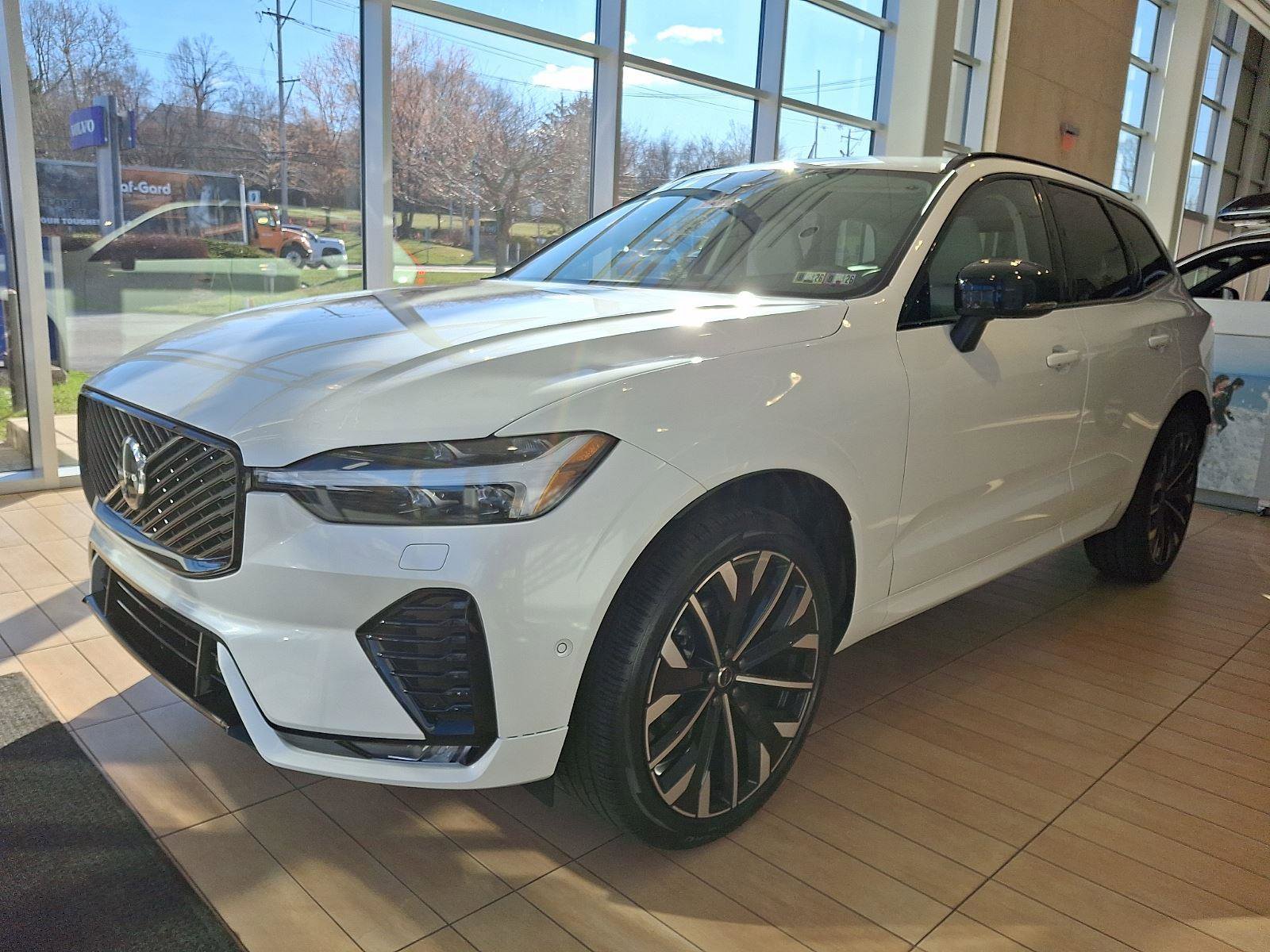 Certified 2026 Volvo XC60 B5 Ultra w/ Protection Package Premier image 3