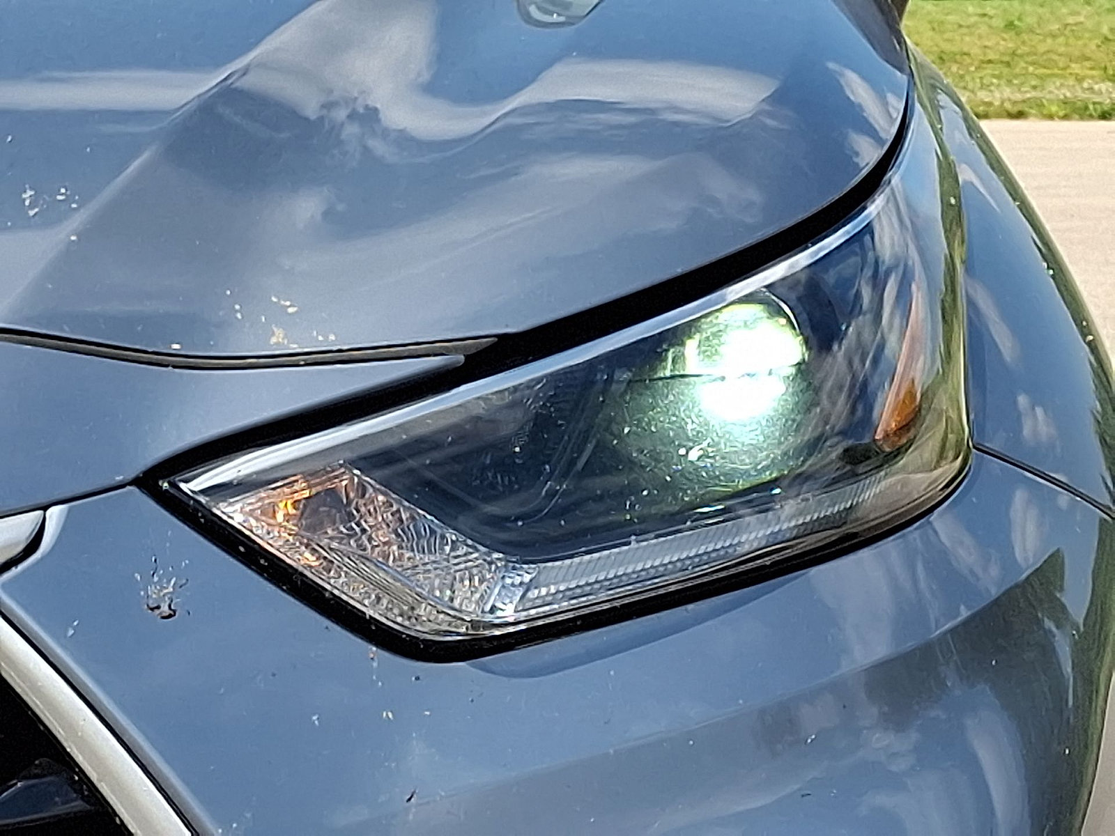 Used 2021 Toyota Highlander LE AWD/4WD image 27