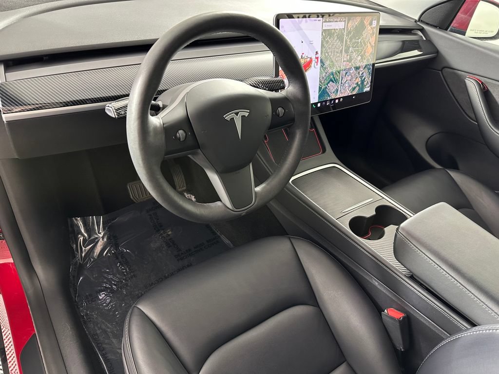 Used 2021 Tesla Model Y Long Range AWD/4WD image 16