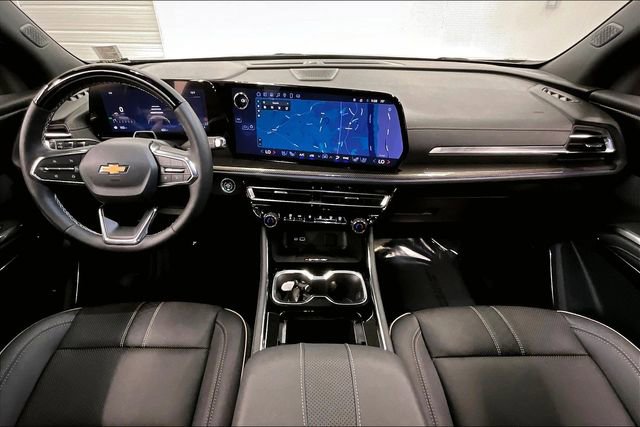 Used 2025 Chevrolet Traverse High Country image 18