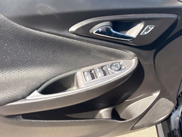 Used 2025 Chevrolet Malibu LT FWD image 14