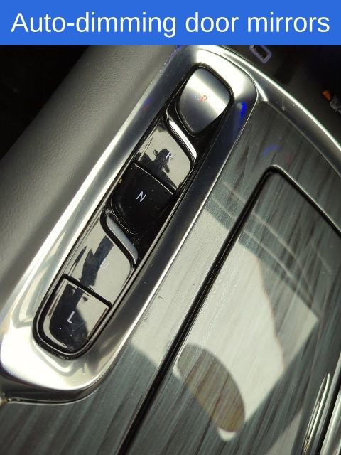 Used 2023 Buick Enclave Essence image 18