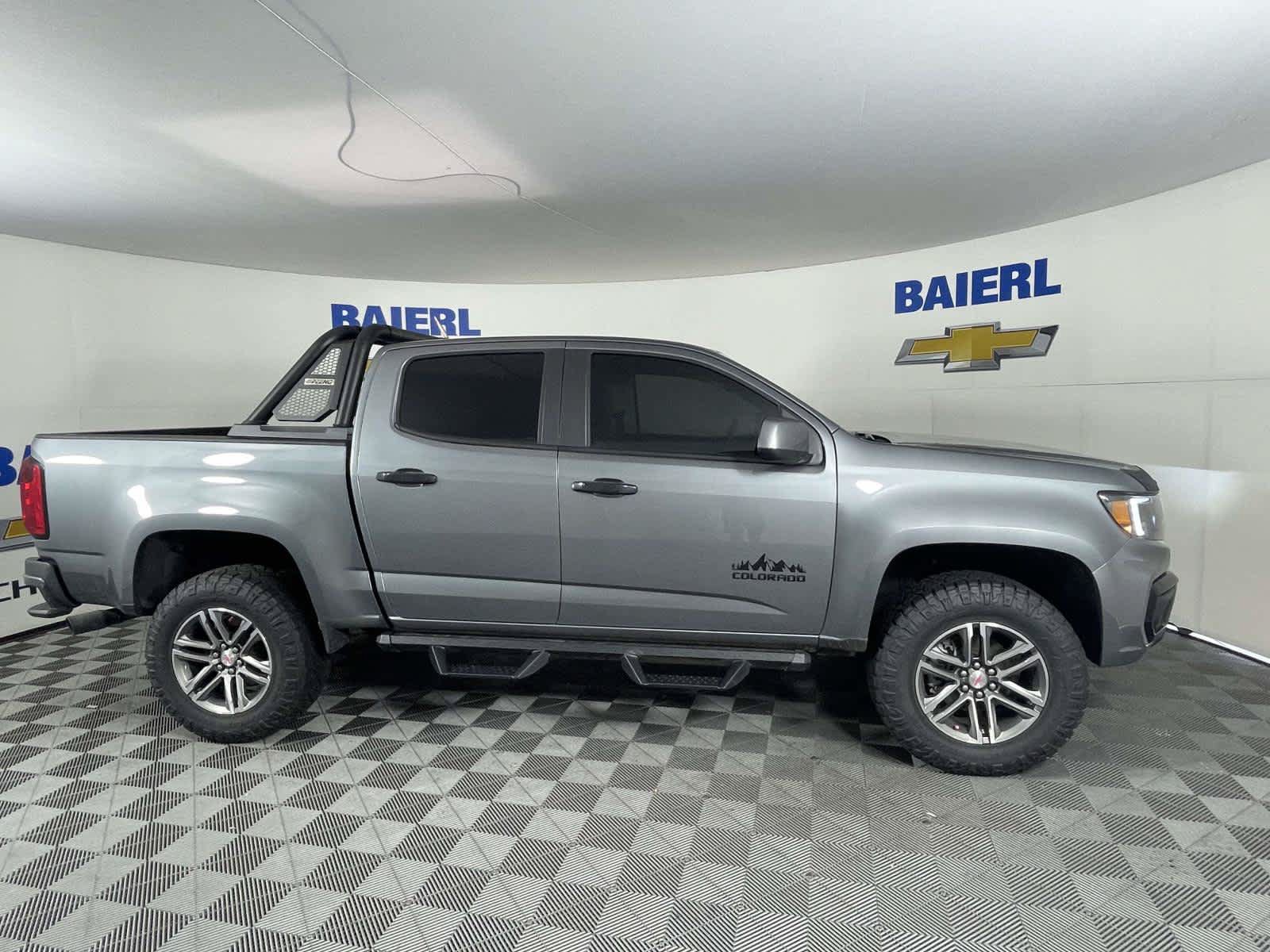 Used 2022 Chevrolet Colorado W/T w/ Custom Special Edition AWD/4WD image 6