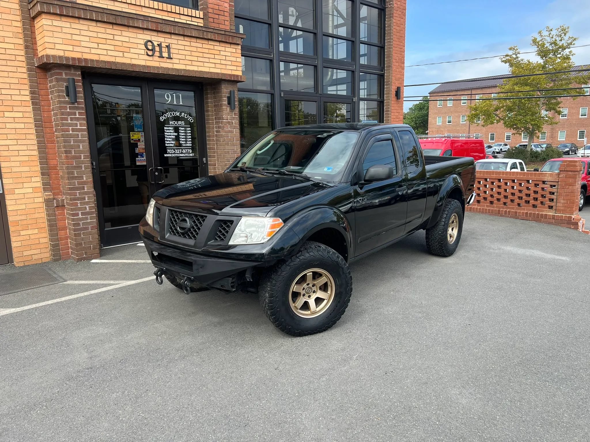 Used 2011 Nissan Frontier SV