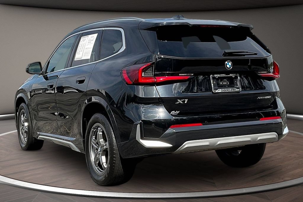 Used 2025 BMW X1 xDrive28i AWD/4WD image 4