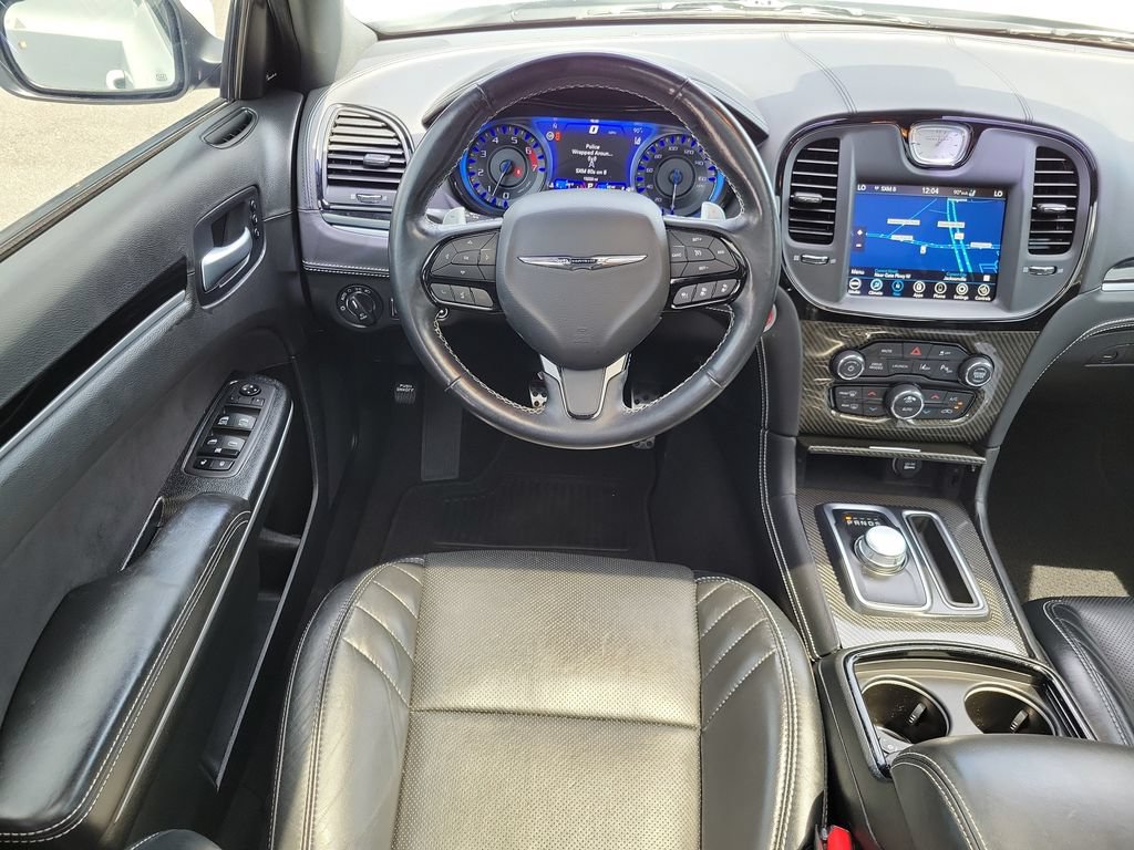 Used 2023 Chrysler 300 C RWD image 16