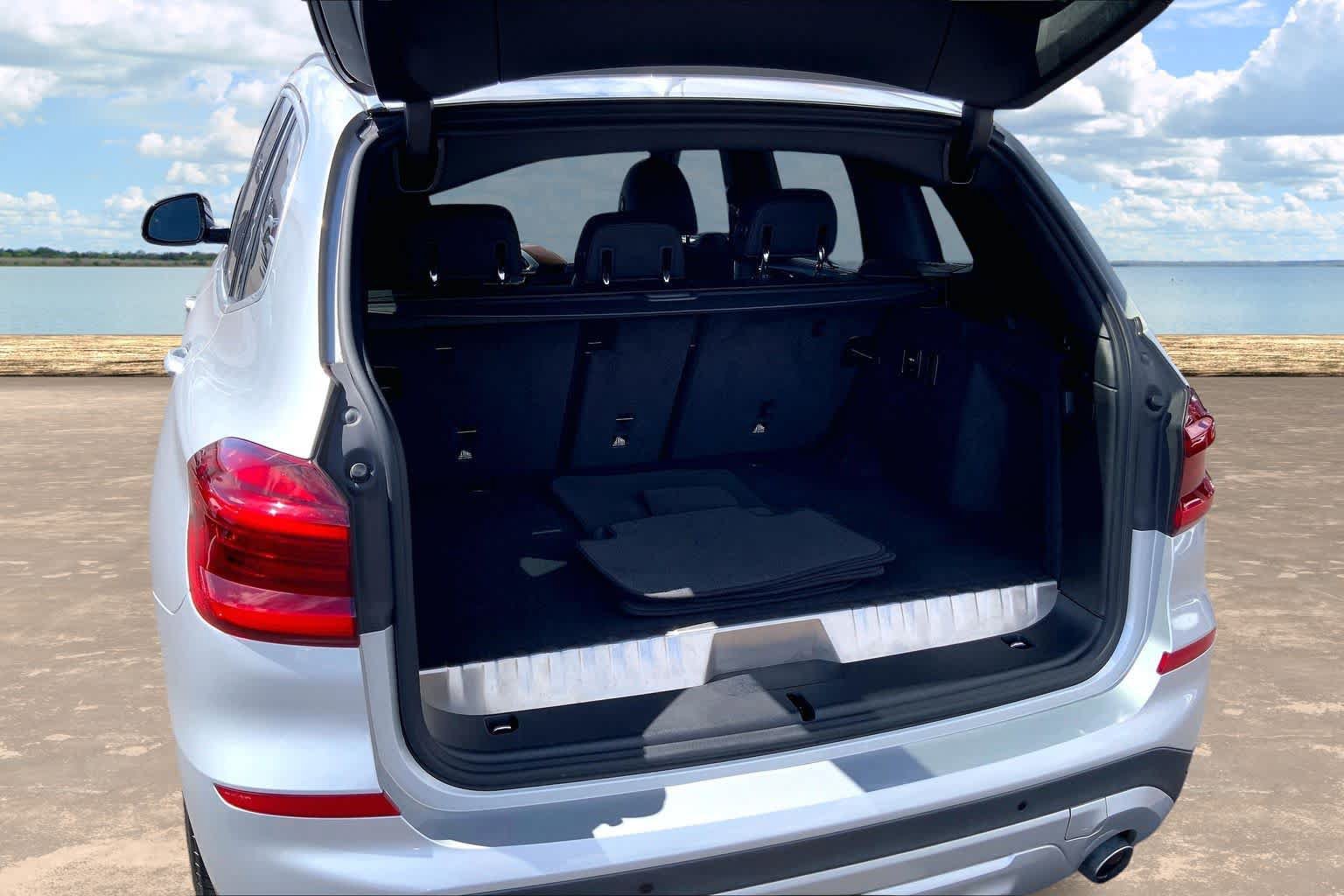 Used 2021 BMW X3 xDrive30e w/ Convenience Package AWD/4WD image 18
