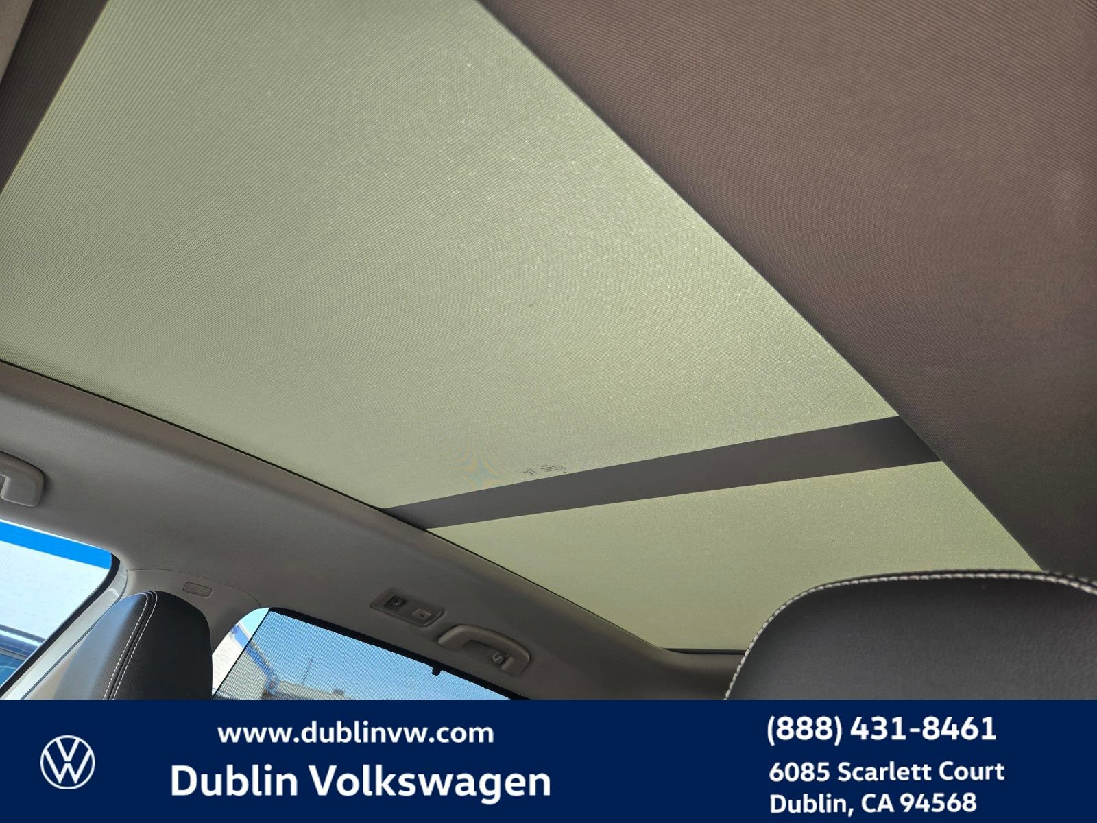 Certified 2023 Volkswagen Atlas SE w/ Panoramic Sunroof Package FWD image 18