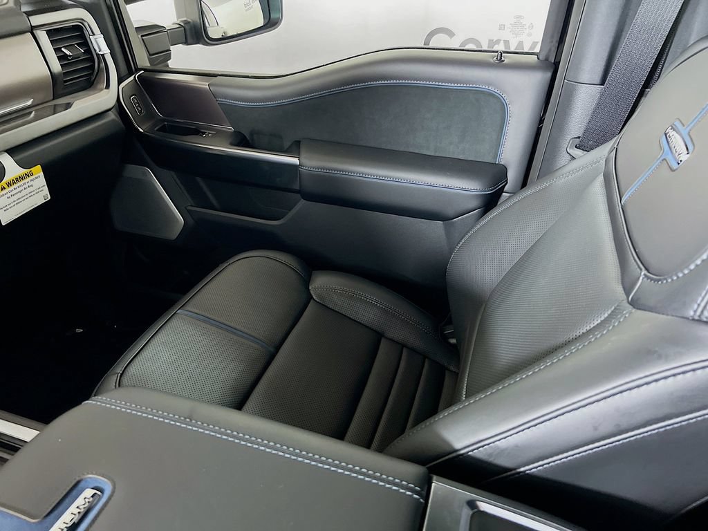 New 2026 Ford F450 Platinum w/ FX4 Off-Road Package AWD/4WD image 29