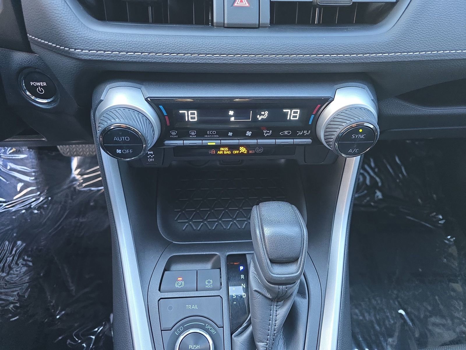 Used 2024 Toyota RAV4 XLE image 28