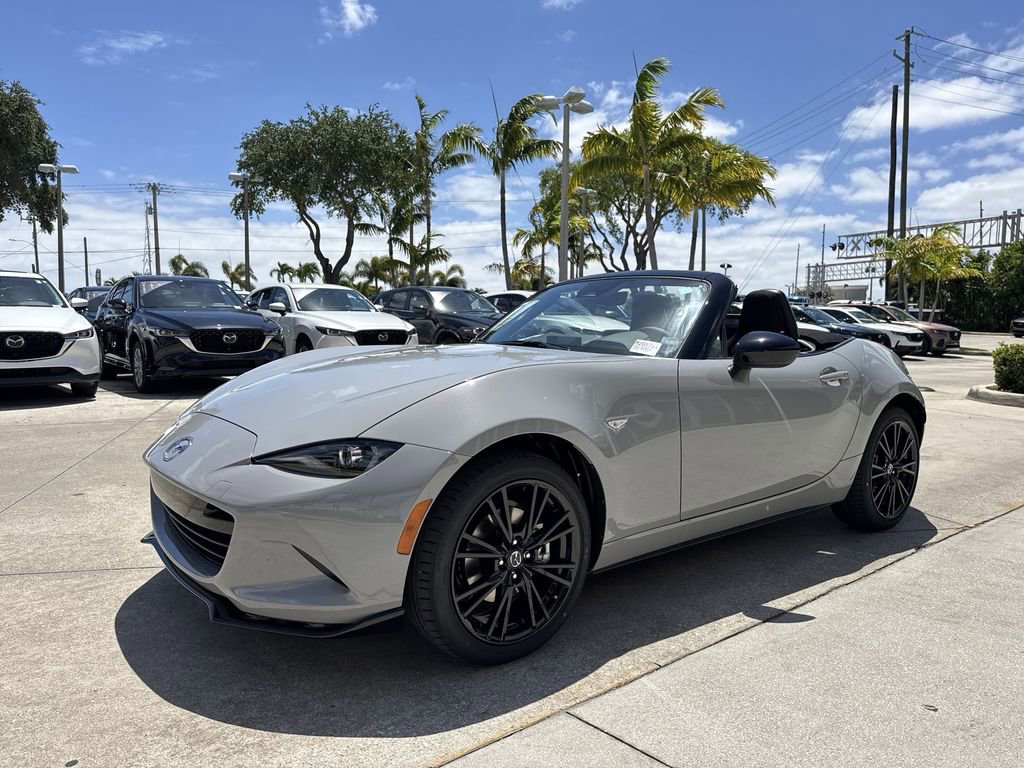 New 2026 MAZDA MX-5 Miata Club w/ Interior Package RWD image 28