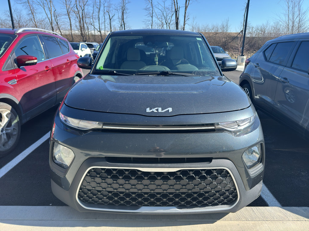 Used 2022 Kia Soul S image 3