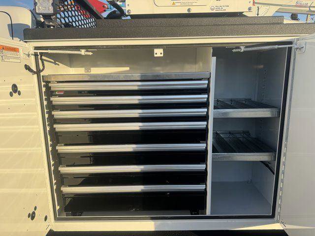 New 2025 RAM 5500 Tradesman AWD/4WD image 3