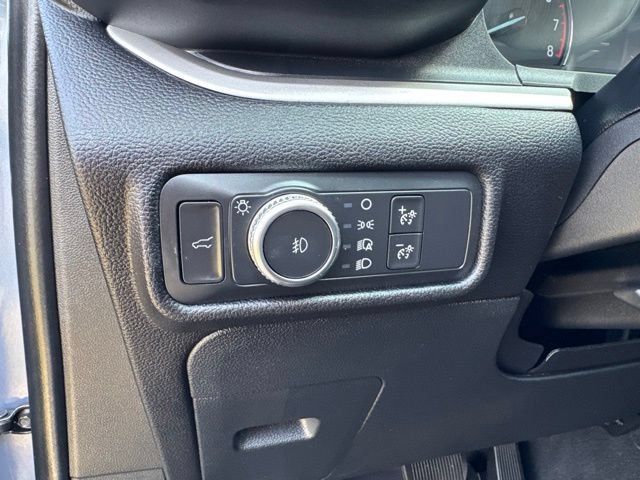 Used 2021 Ford Explorer XLT w/ Equipment Group 202A AWD/4WD image 20