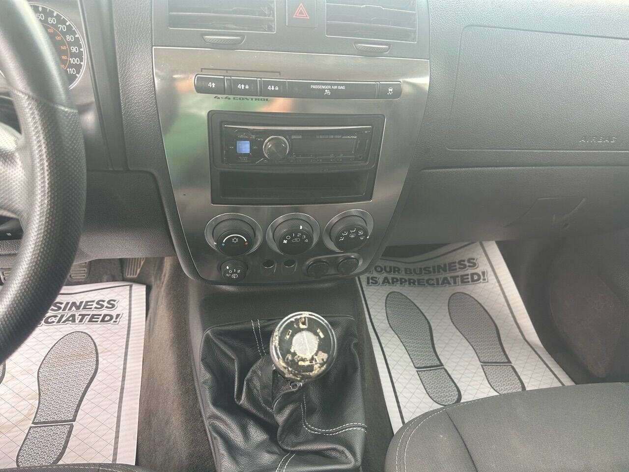 Used 2007 HUMMER H3 image 31