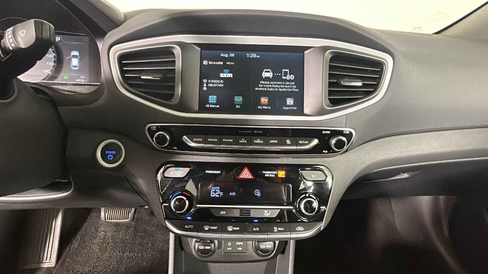 Used 2019 Hyundai Ioniq Electric FWD image 27