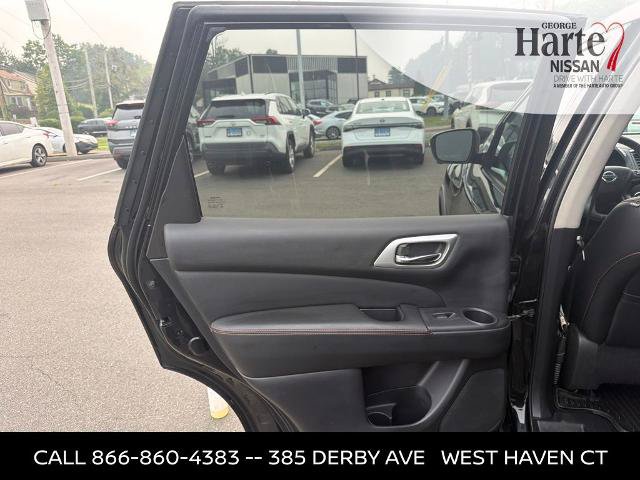 Certified 2020 Nissan Pathfinder SL AWD/4WD image 17