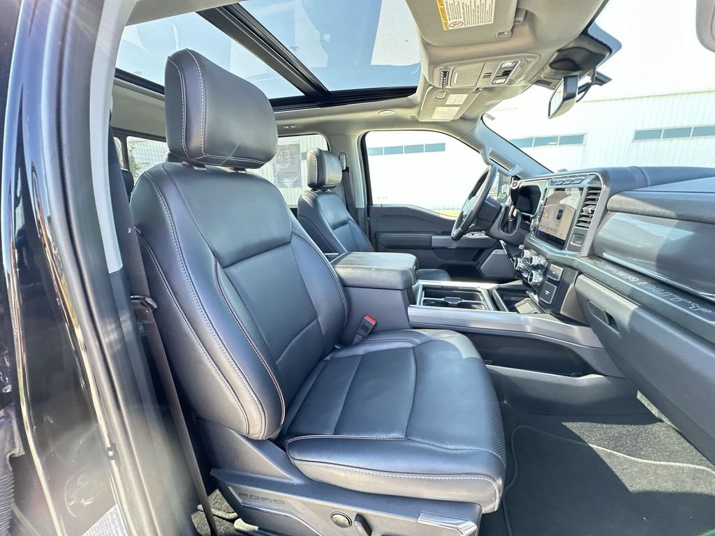 Used 2024 Ford F250 Lariat w/ Lariat Ultimate Package AWD/4WD image 28
