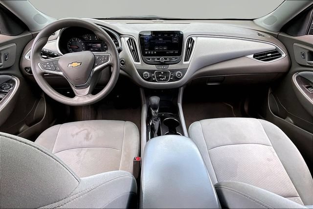 Used 2023 Chevrolet Malibu LS FWD image 7