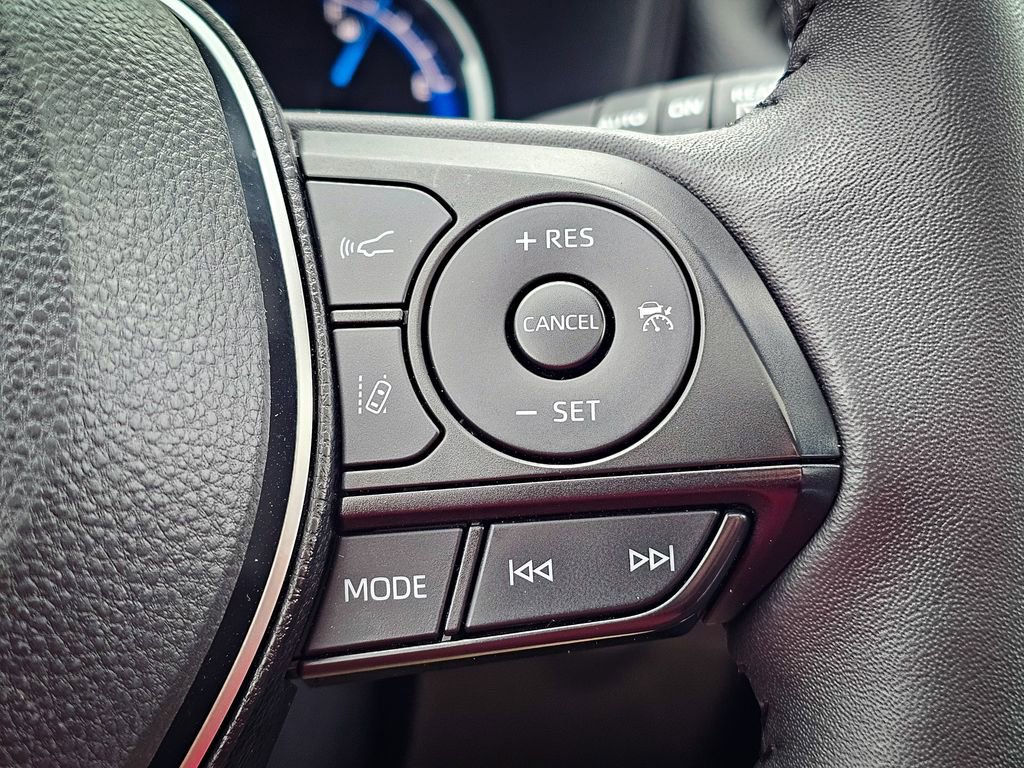 Used 2025 Toyota RAV4 XLE Premium w/ Weather Package image 20