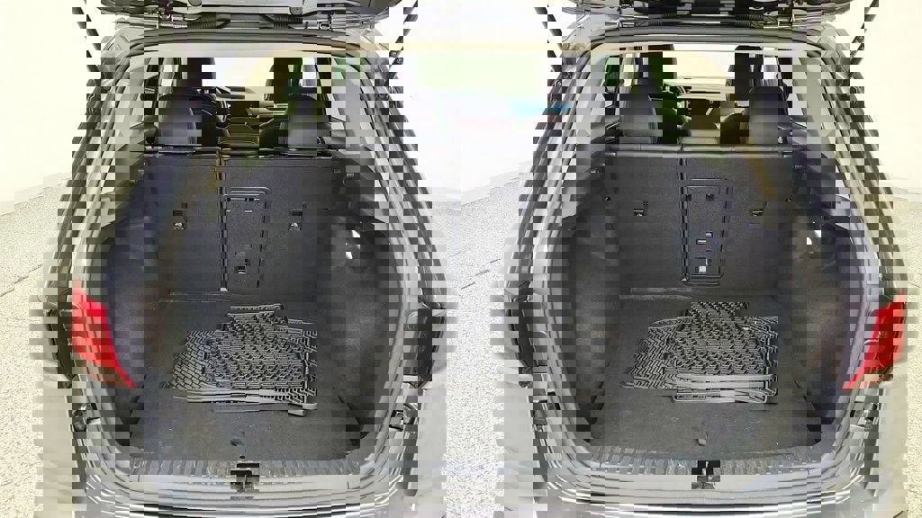 Used 2024 Volkswagen Taos SE AWD/4WD image 21