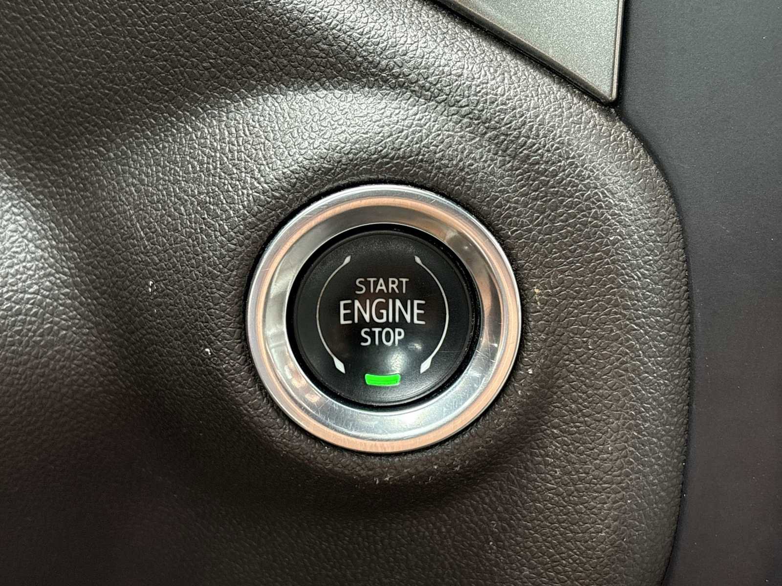 Used 2020 Chevrolet Silverado 1500 LT w/ All-Star Edition AWD/4WD image 16