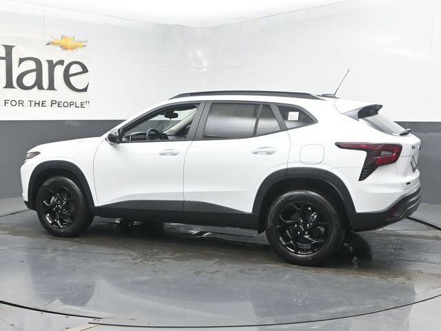 New 2026 Chevrolet Trax LT w/ Sunroof Package FWD image 30
