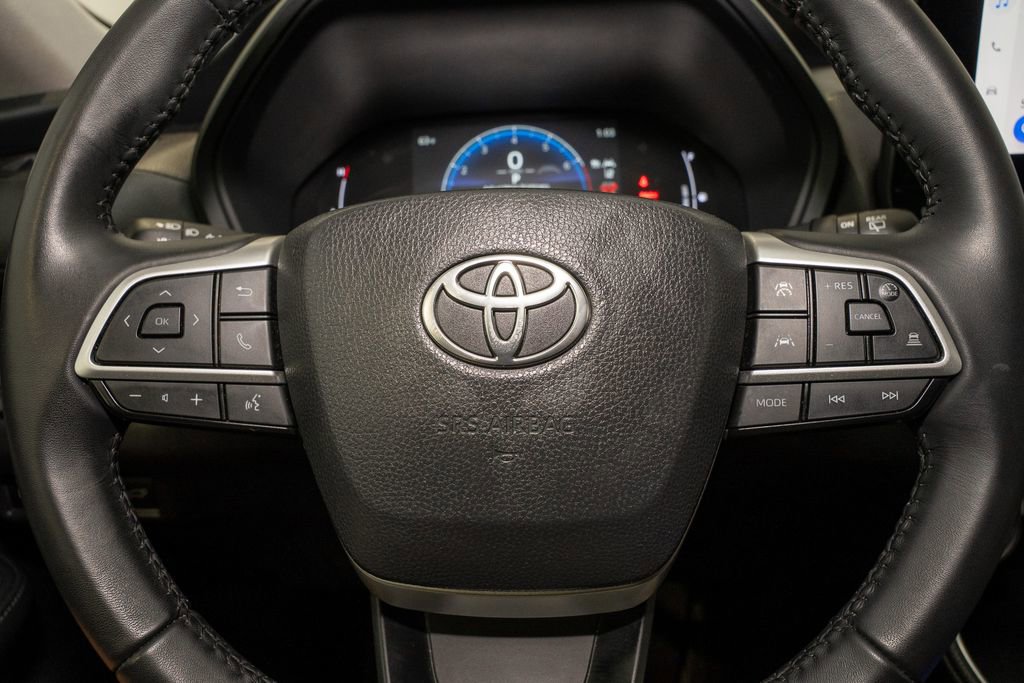 Certified 2025 Toyota Grand Highlander FWD image 21