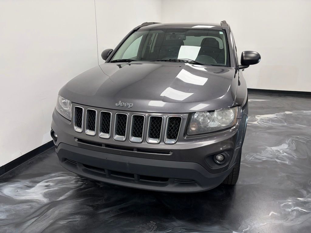 Used 2016 Jeep Compass Sport w/ Power Value Group image 3