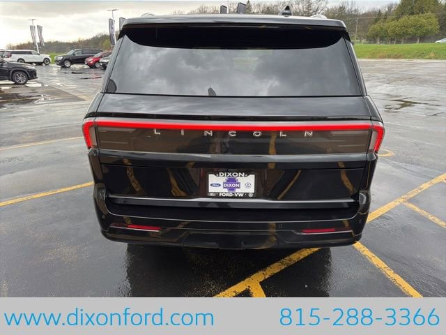 Used 2025 Lincoln Navigator Reserve AWD/4WD image 8