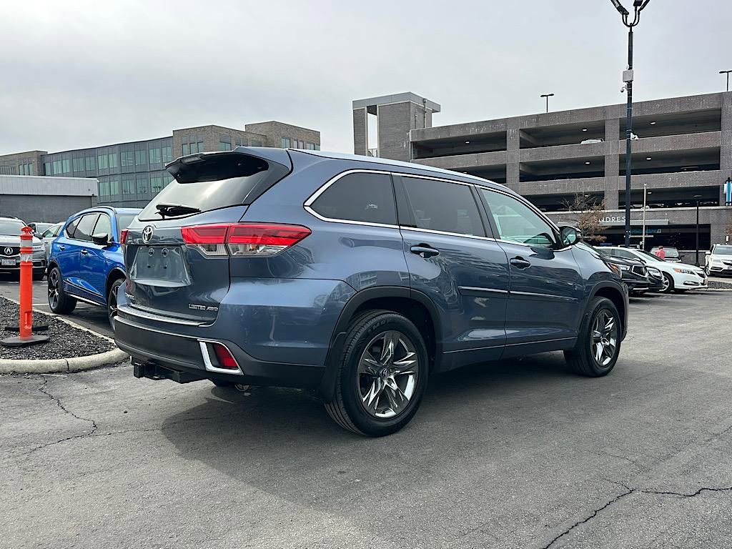 Used 2019 Toyota Highlander Limited Platinum image 9