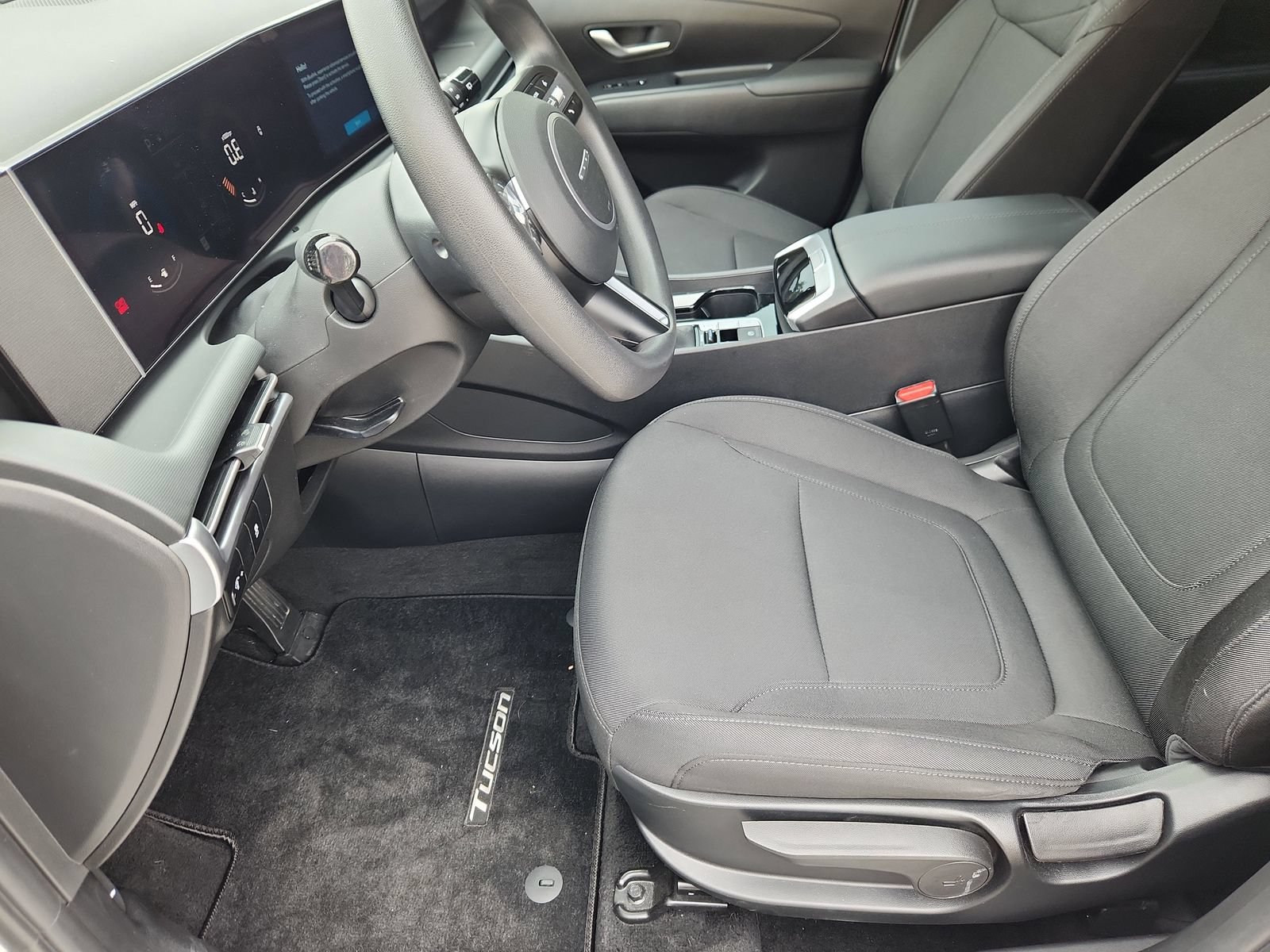 Used 2025 Hyundai Tucson SE AWD/4WD image 10