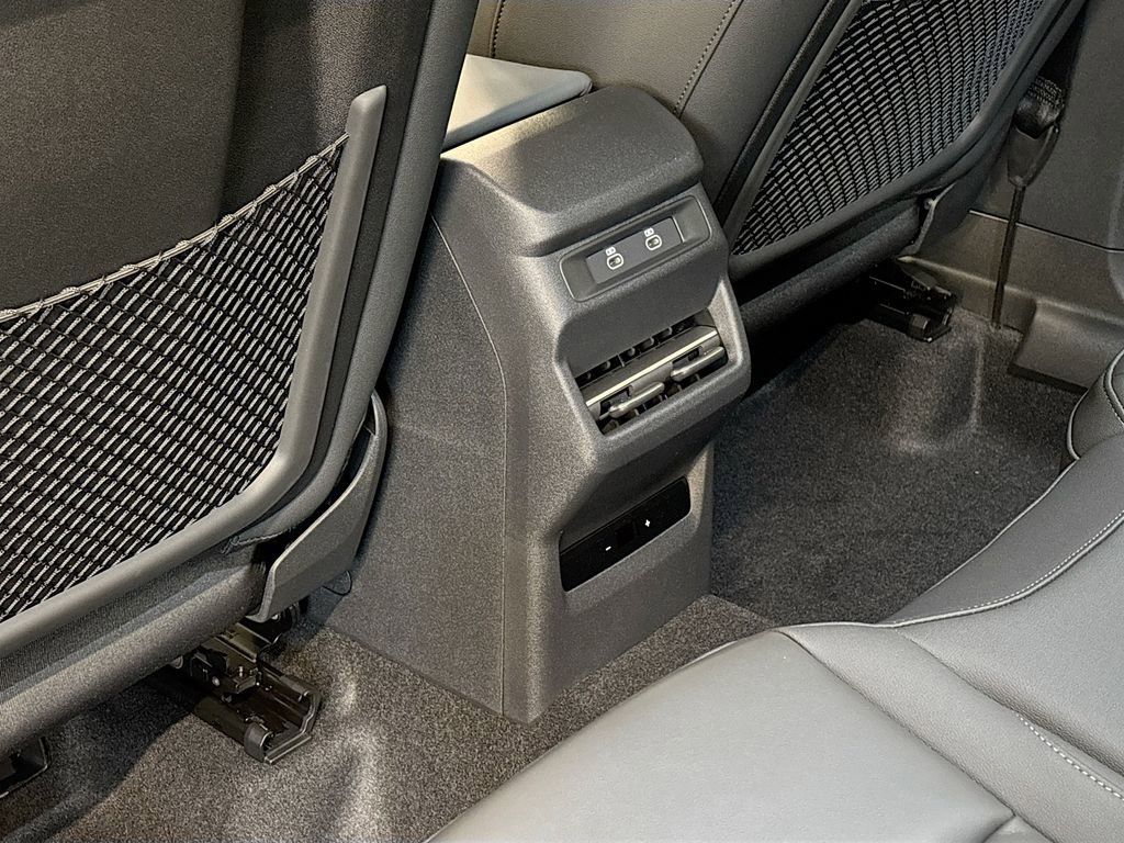 New 2026 Audi Q3 quattro 2.0T image 17