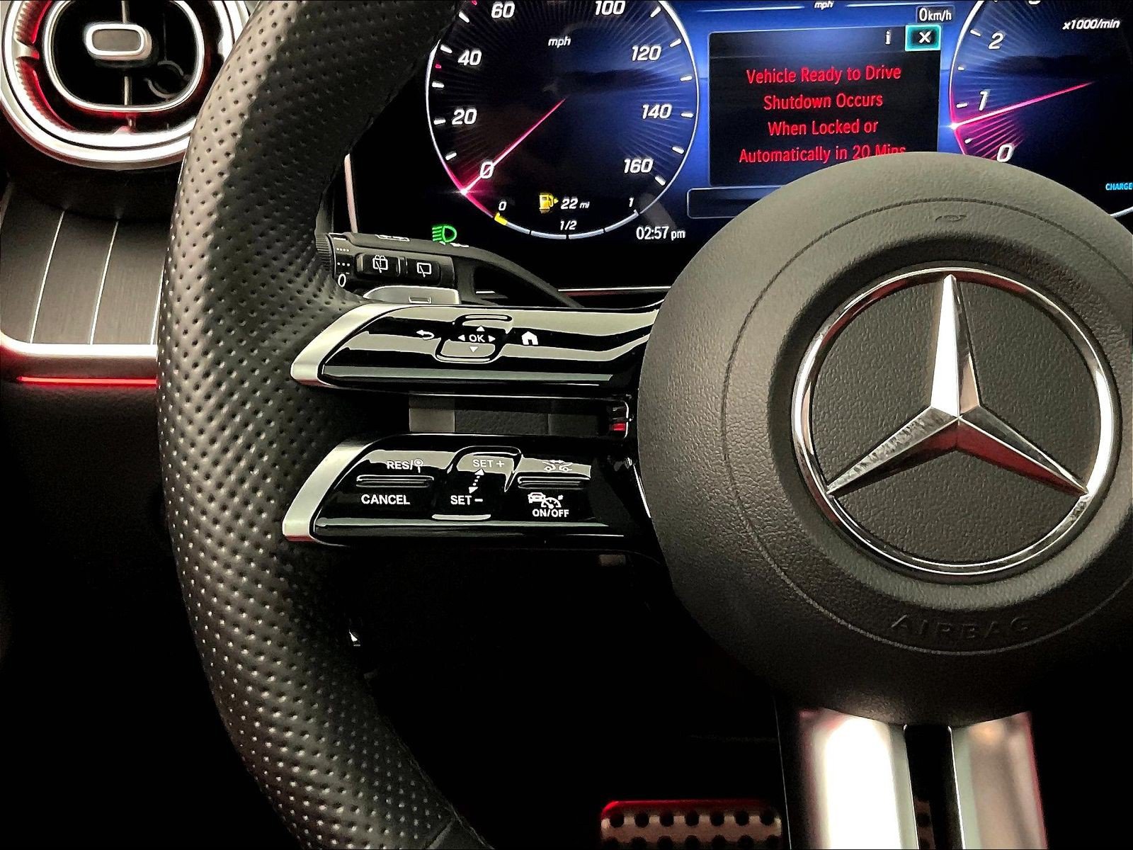 Used 2023 Mercedes-Benz GLC 300 4MATIC image 11