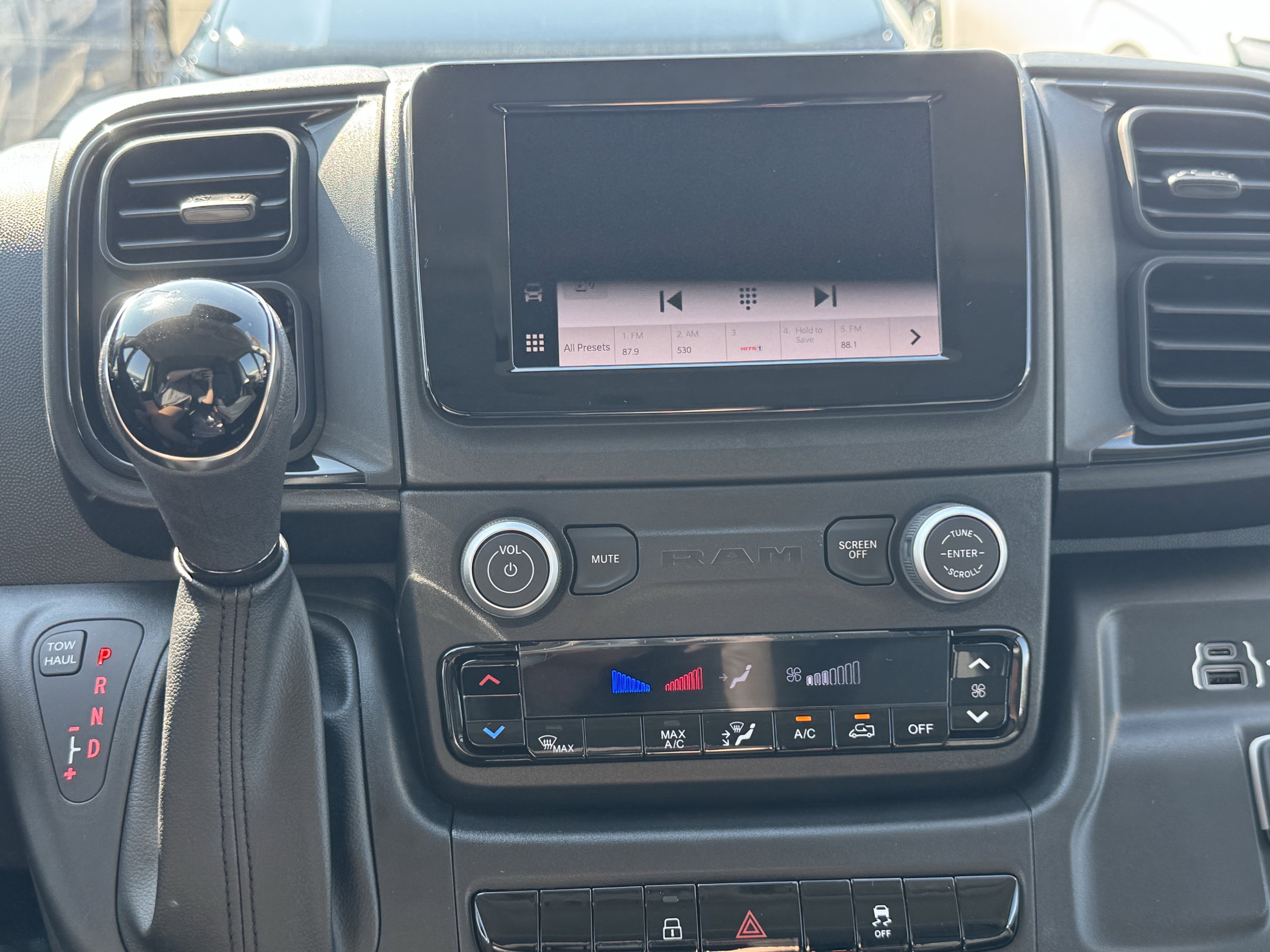 Used 2025 RAM ProMaster 2500 image 11