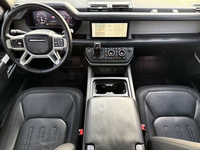 Used 2021 Land Rover Defender 110 X-Dynamic HSE AWD/4WD image 12