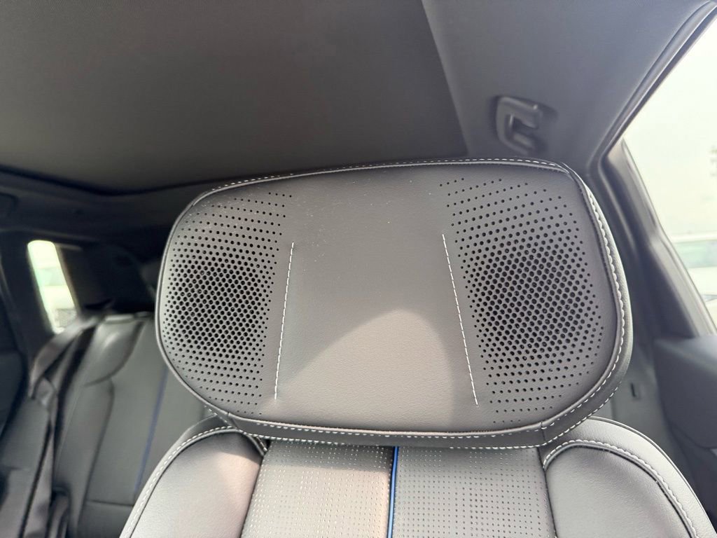 Certified 2025 Cadillac Lyriq Luxury w/ LPO, Floor Liner Package image 28