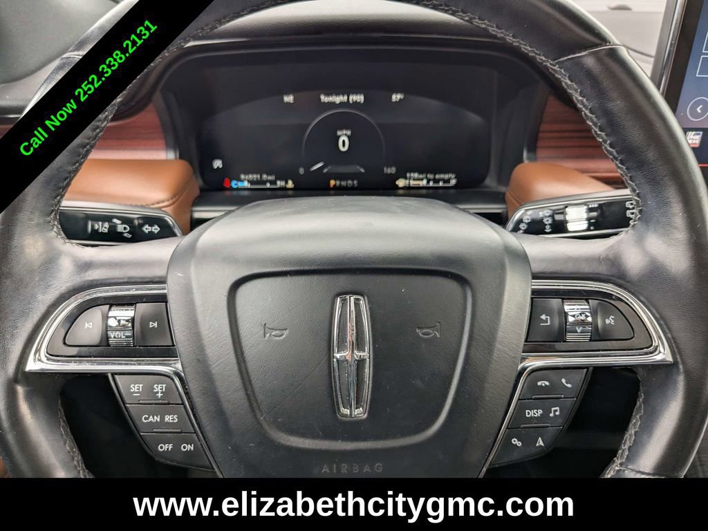 Used 2023 Lincoln Nautilus Reserve image 32