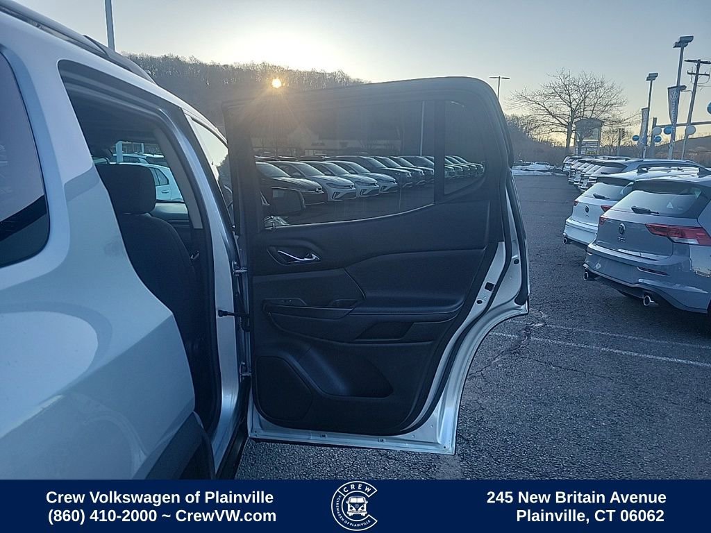 Used 2018 GMC Acadia SLE w/ Driver Alert Package I image 48