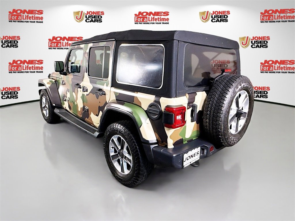 Used 2018 Jeep Wrangler Unlimited Sahara image 2