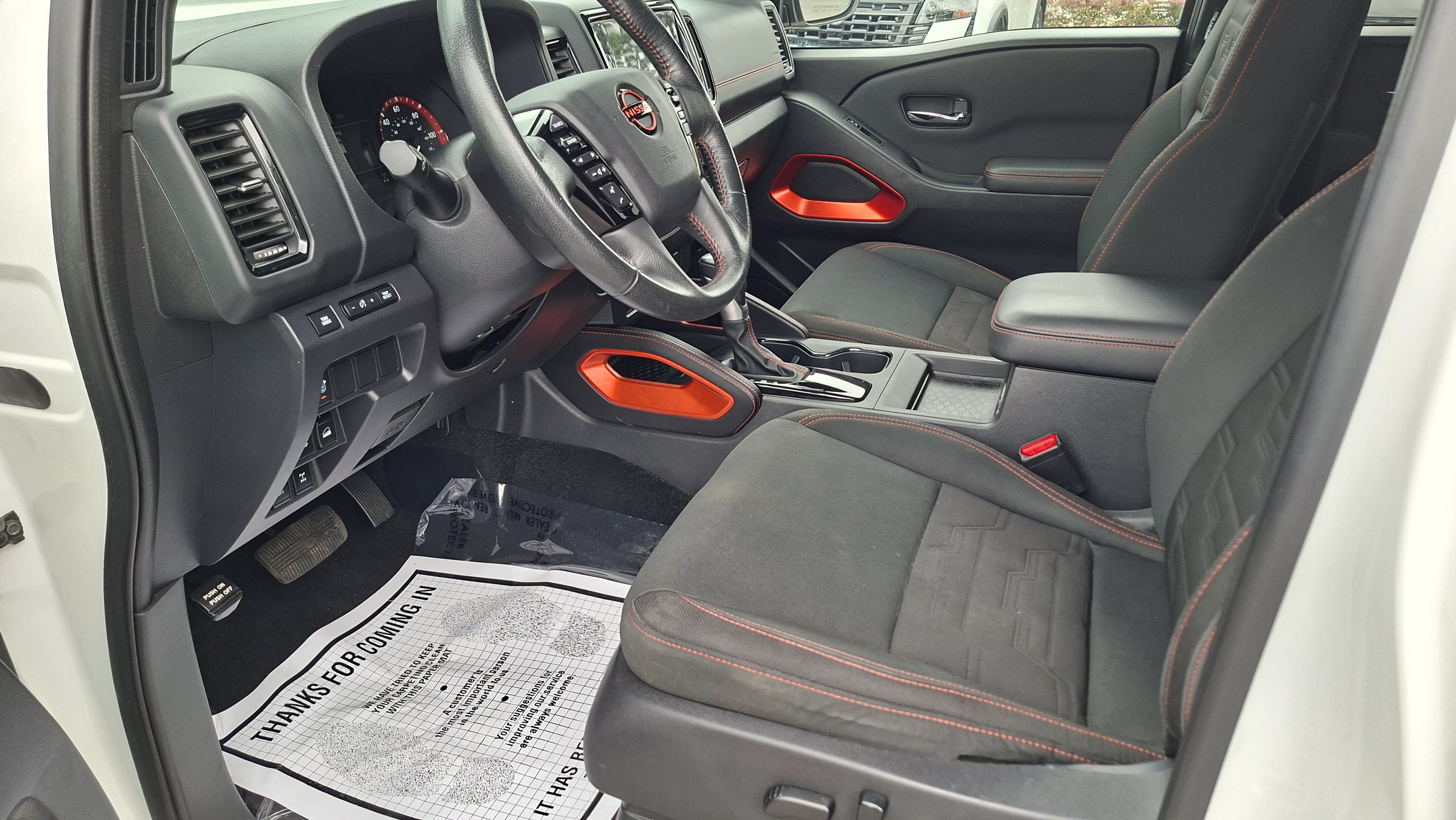 Used 2023 Nissan Frontier PRO-4X w/ Technology Package AWD/4WD image 9