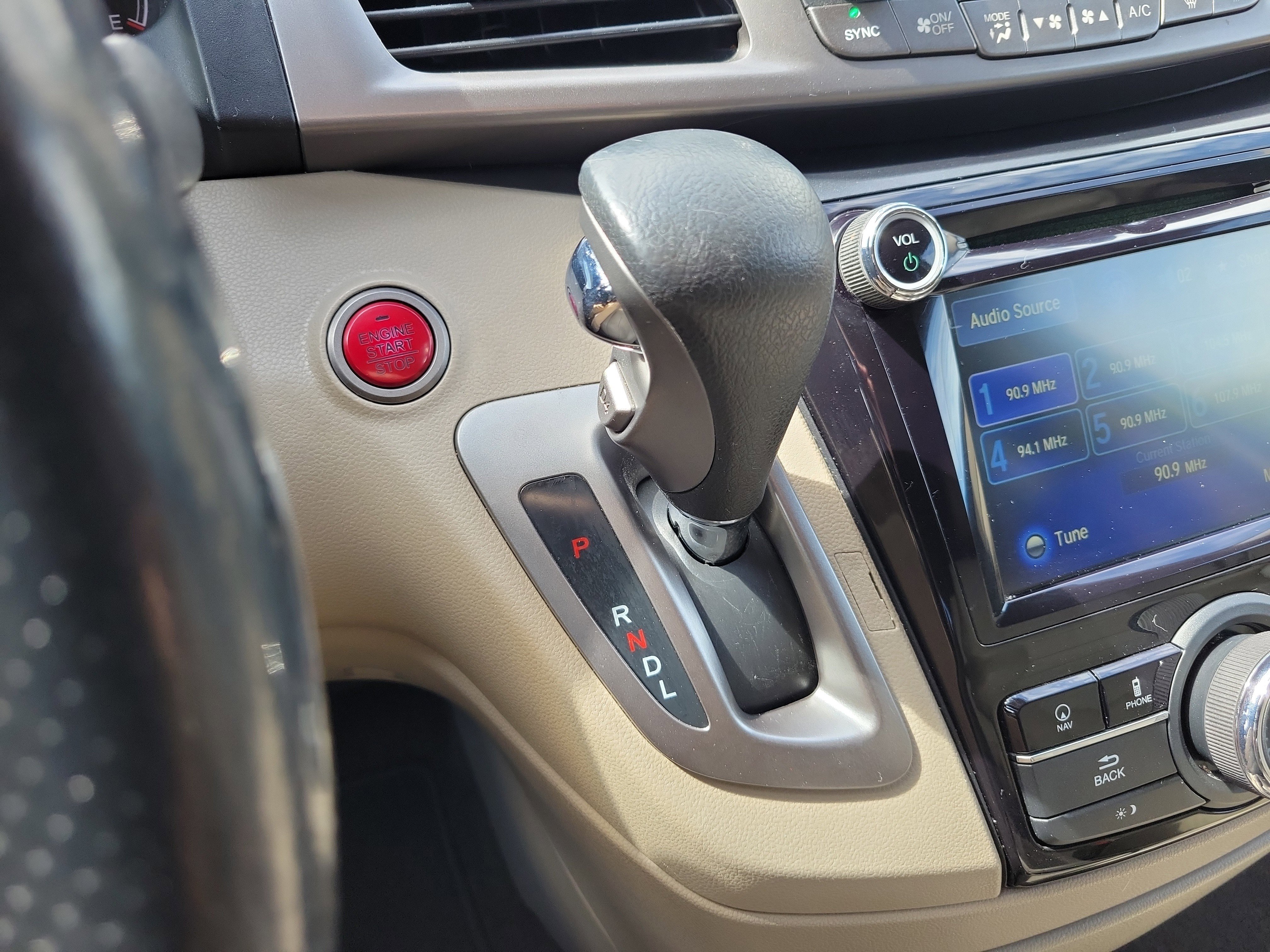 Used 2016 Honda Odyssey EX-L image 35