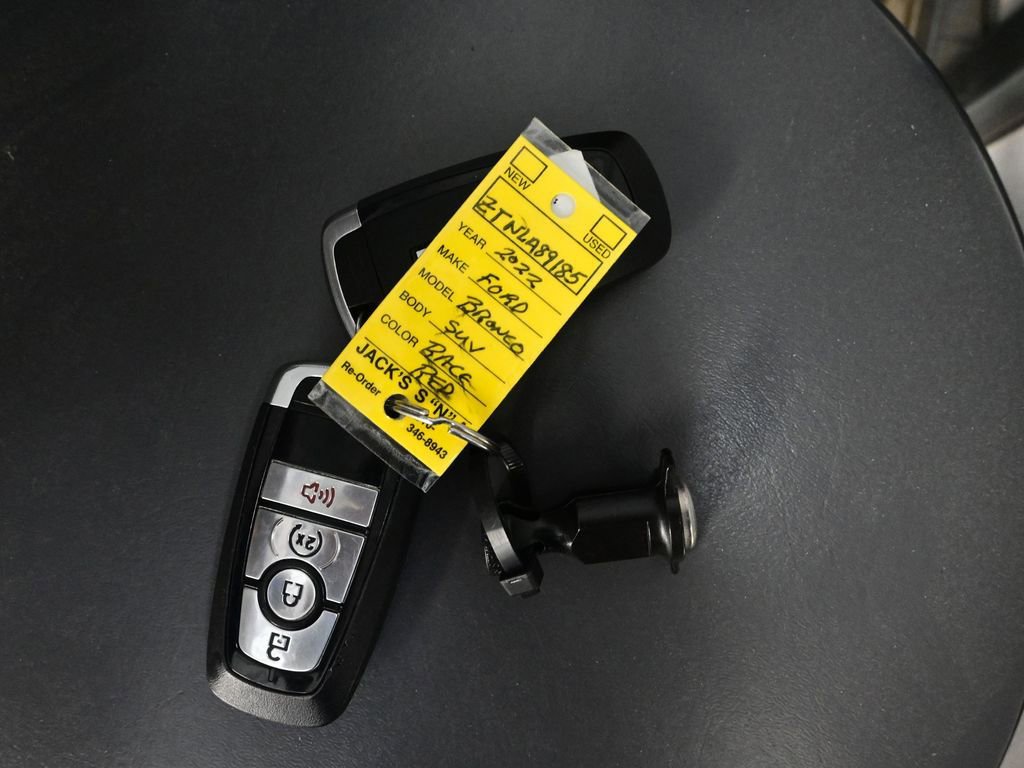 Used 2022 Ford Bronco Wildtrak image 19