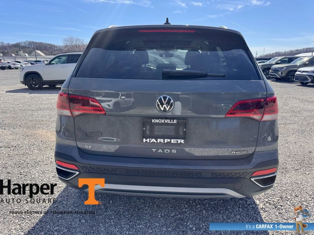 Used 2024 Volkswagen Taos SE image 4