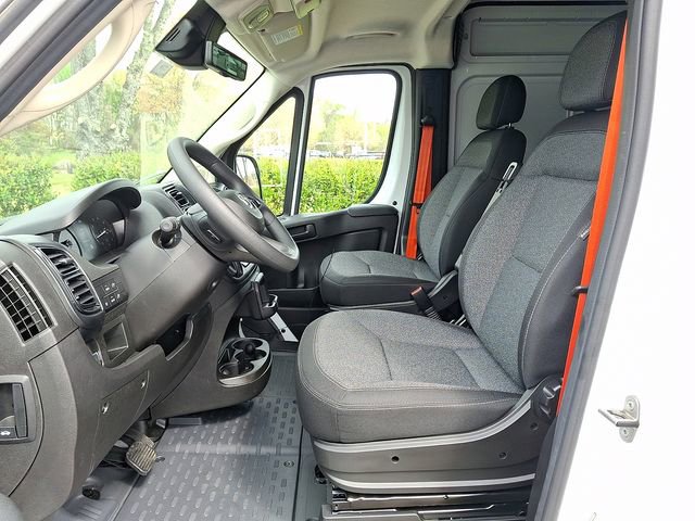 Used 2024 RAM ProMaster 2500 w/ Safety Group image 9