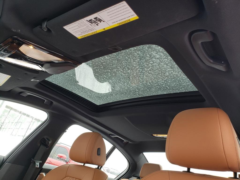 Used 2022 BMW 530i xDrive w/ Convenience Package image 20