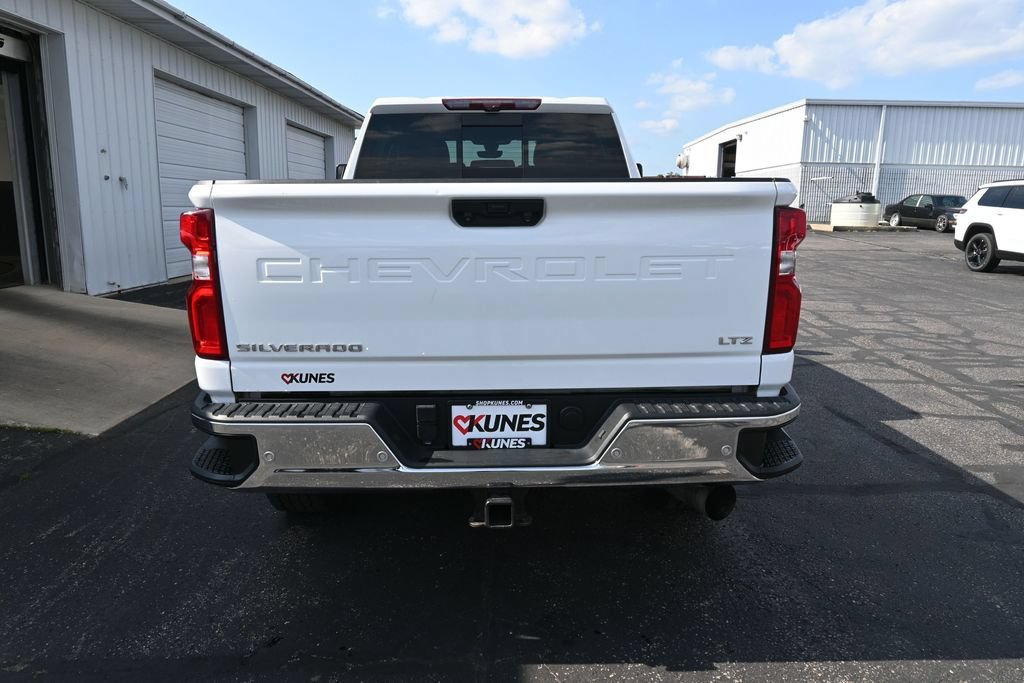 Used 2021 Chevrolet Silverado 2500 LTZ w/ LTZ Premium Package AWD/4WD image 38