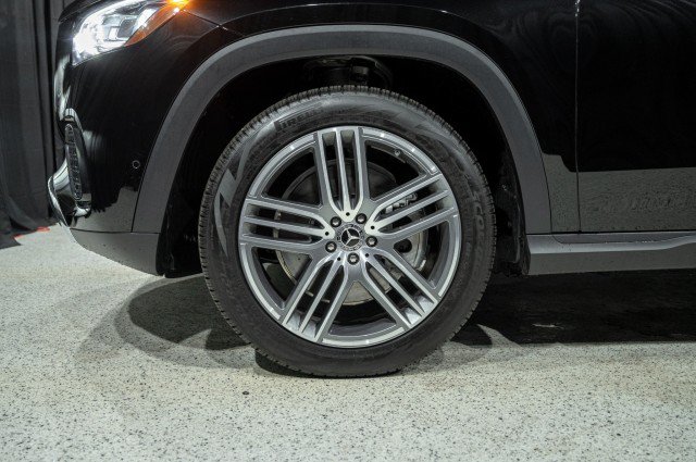 Used 2026 Mercedes-Benz GLS 450 4MATIC image 7
